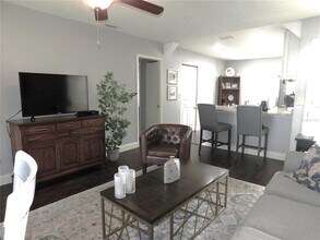 310 Windward Pl in Oldsmar, FL - Building Photo - Building Photo