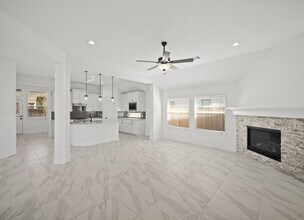 19839 Burkett Trailhead Wy in Cypress, TX - Building Photo - Building Photo