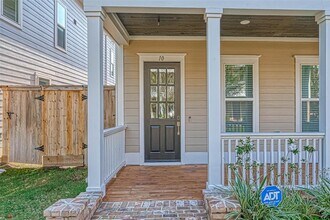10 Thorpe Ln in Spring, TX - Building Photo - Building Photo
