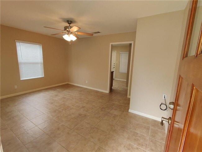 300 Wilmes Dr in Austin, TX - Building Photo - Building Photo