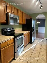 5516 Winding Oak Dr in Hickory, NC - Building Photo - Building Photo