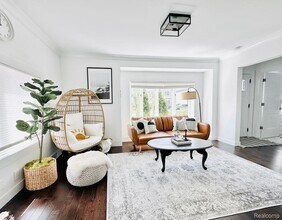 16244 Kirkshire Ave in Beverly Hills, MI - Building Photo - Building Photo