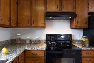 486 Tracey Ln in Hudson, WI - Building Photo - Building Photo