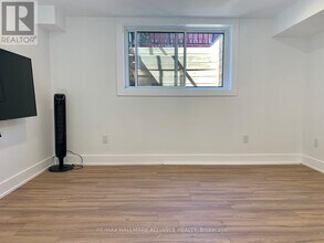 4296 Claypine Rise in Mississauga, ON - Building Photo - Building Photo