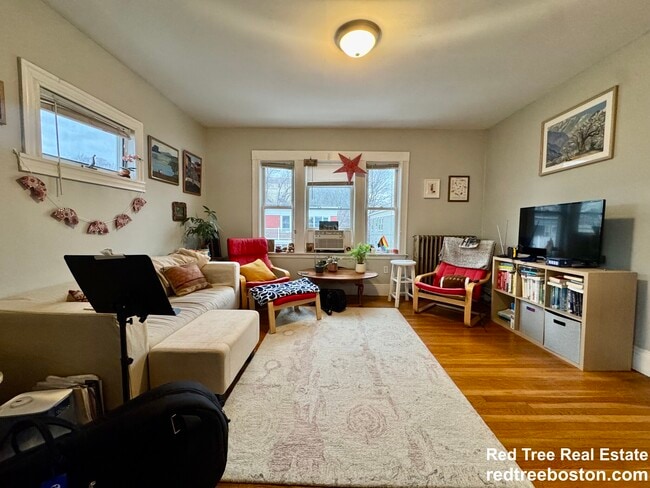 12 St Peter St, Unit 3