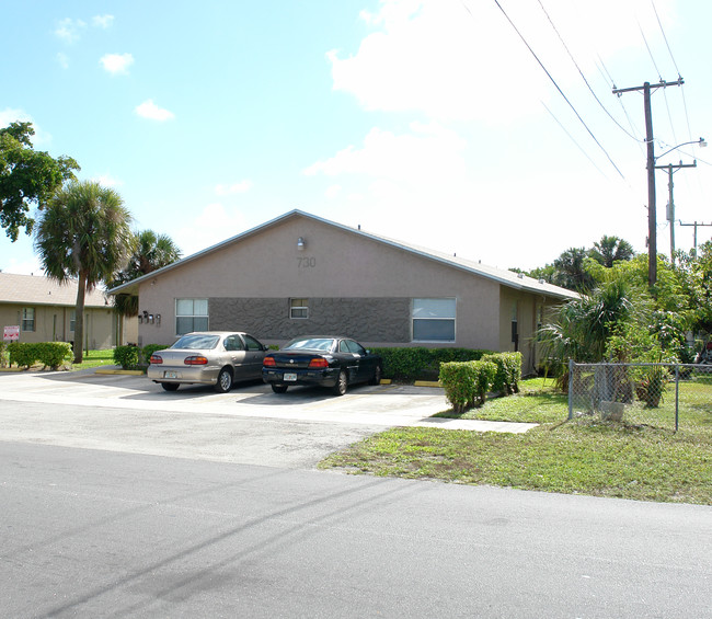 730 NW 8th St in Pompano Beach, FL - Building Photo - Building Photo