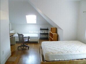 12 Verndale St, Unit 2 in Brookline, MA - Building Photo - Building Photo