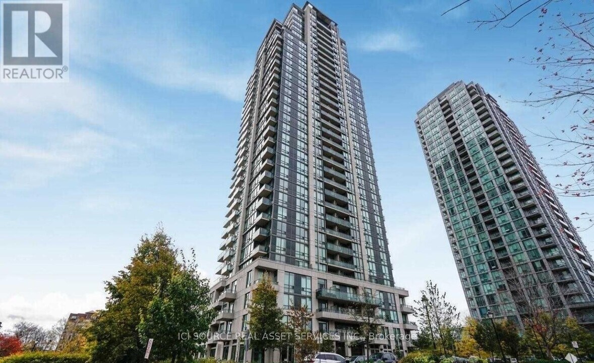 3515-3515 Kariya Dr in Mississauga, ON - Building Photo