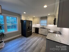 5908 Amity Pl in Charlotte, NC - Building Photo - Building Photo