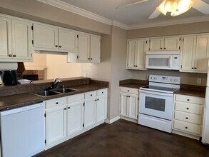 716 W Mulberry St in Denton, TX - Building Photo - Building Photo