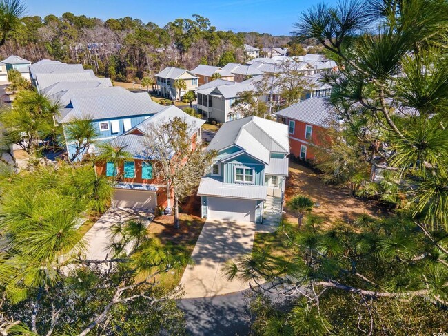 301 Lumbee Cir in Pawleys Island, SC - Building Photo - Building Photo