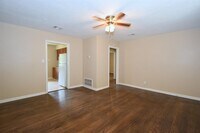 7331 Iwo Jima Rd photo'