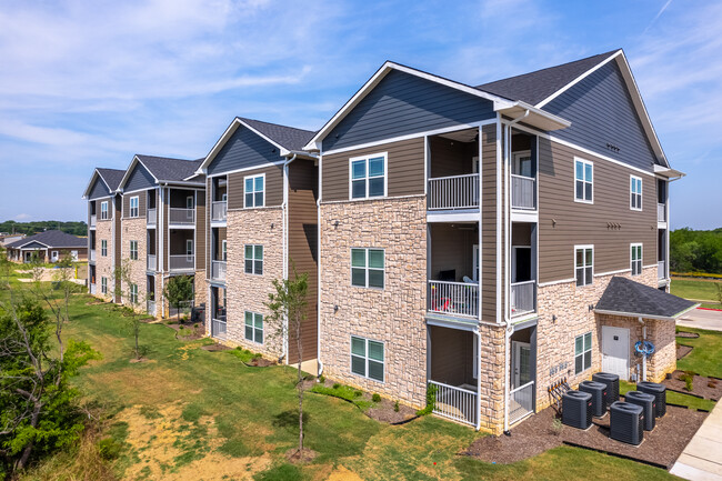 ENNIS TRAILS in Ennis, TX - Building Photo - Building Photo