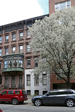 47 71st St in New York, NY - Building Photo - Building Photo