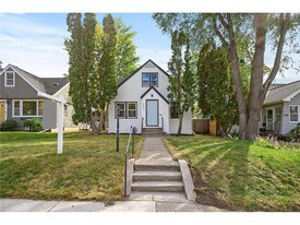 2082 Berkeley Ave in St. Paul, MN - Building Photo