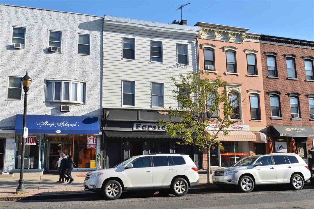 531 Washington St in Hoboken, NJ - Building Photo