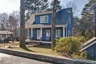 4060 Merritt Dr in Cumming, GA - Building Photo - Building Photo