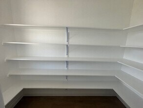 121 Growers Ave in Poteet, TX - Building Photo - Building Photo