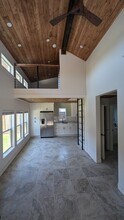 1555 Mira Mar Ave in Seaside, CA - Foto de edificio - Building Photo