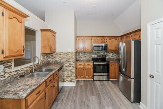 8457 Regal Bend Dr in Olive Branch, MS - Building Photo - Building Photo