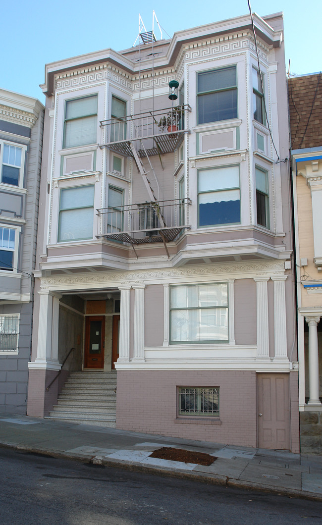 110-114 Clayton St in San Francisco, CA - Building Photo - Building Photo