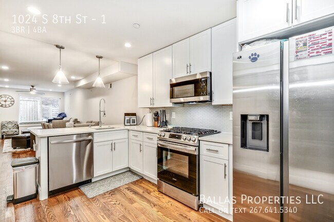 1024 S 8th St-Unit -1 in Philadelphia, PA - Building Photo - Building Photo
