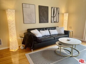 1206 S Alfred St in Los Angeles, CA - Building Photo - Building Photo