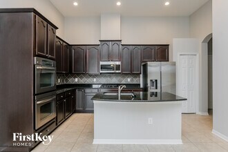 10109 Caraway Spice Ave in Riverview, FL - Foto de edificio - Building Photo