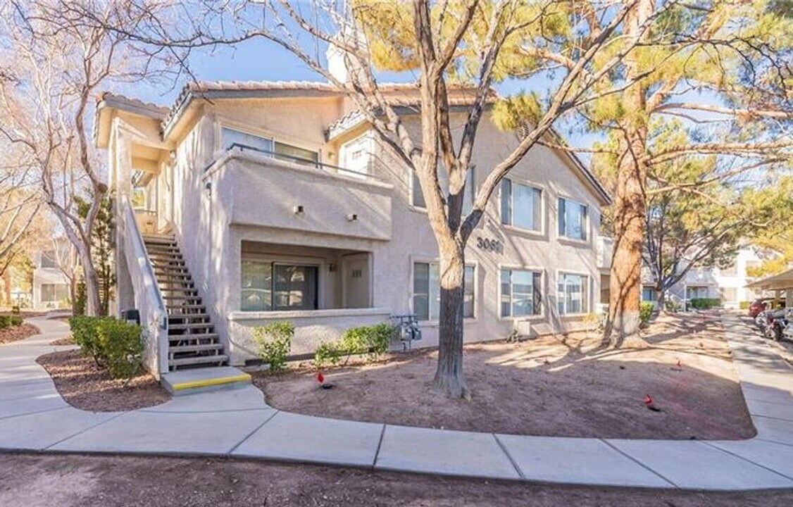 3061 Key Largo Dr in Las Vegas, NV - Building Photo