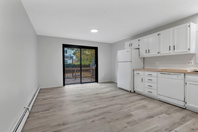 105 Roosevelt St in Providence, RI - Building Photo - Building Photo