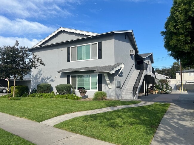 10761 Palma Vista Ave, Unit 6