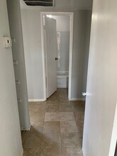 1324 N 22nd St in Las Vegas, NV - Foto de edificio - Building Photo