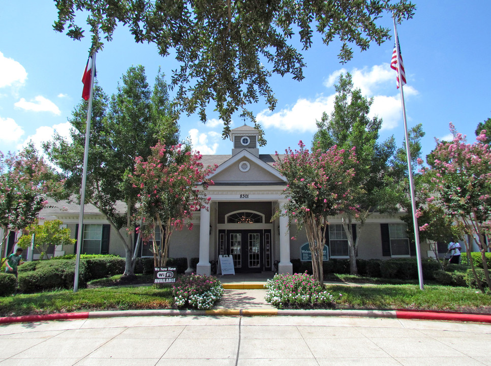 Willow Green in Houston, TX - Foto de edificio