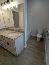 1561 110 W in Logan, UT - Foto de edificio - Building Photo