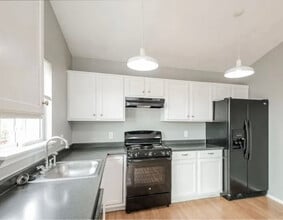 14525 E 47th Dr in Denver, CO - Building Photo - Building Photo