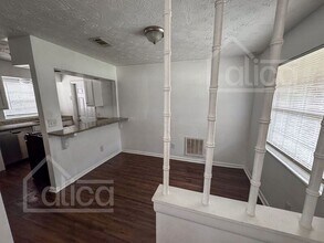 4448 Jade Dr E in Jacksonville, FL - Building Photo - Building Photo