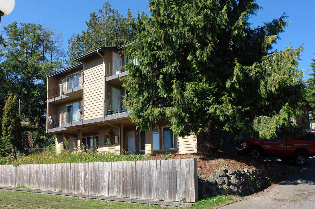 Sunrise Vista in Silverdale, WA - Foto de edificio