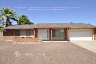 4220 W Mission Ln in Phoenix, AZ - Building Photo