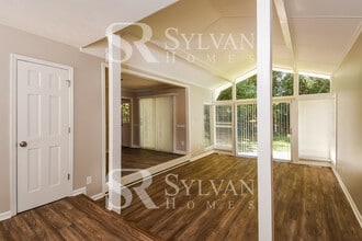 5521 Valley Brook Rd SE in Mableton, GA - Building Photo - Building Photo