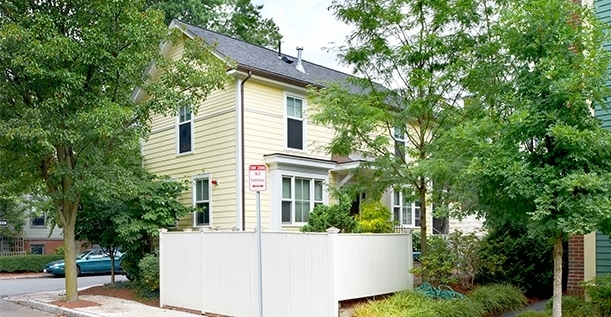 Harvard University Housing in Cambridge, MA - Building Photo