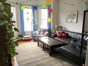 392 Washington St in Somerville, MA - Foto de edificio - Building Photo