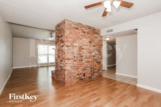 9113 Linda Vista Dr in Rowlett, TX - Building Photo - Building Photo