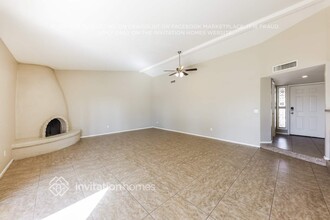 17402 N 34th Ln in Phoenix, AZ - Foto de edificio - Building Photo