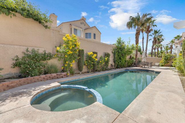 45360 Desert Fox Dr in La Quinta, CA - Building Photo - Building Photo