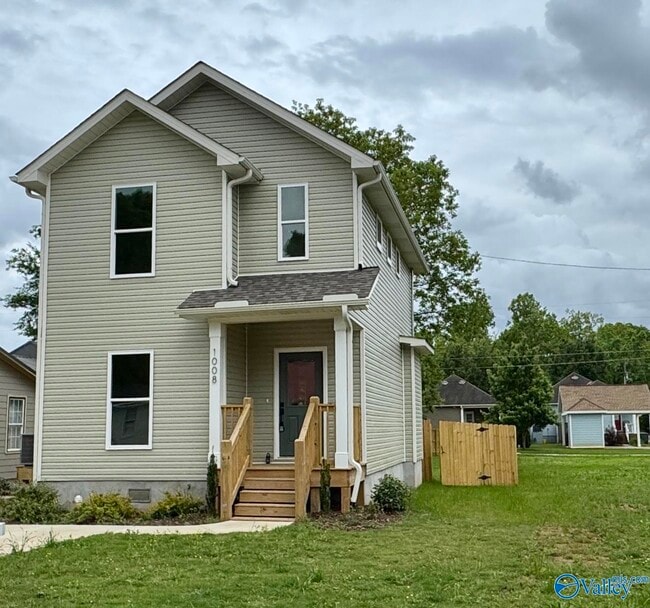 property at 1008 Halsey Ave NE