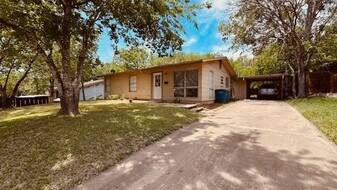 4614 Raintree Blvd in Austin, TX - Building Photo