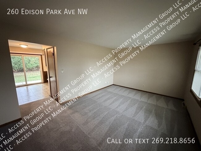 260 Edison Park Ave NW in Grand Rapids, MI - Building Photo - Building Photo