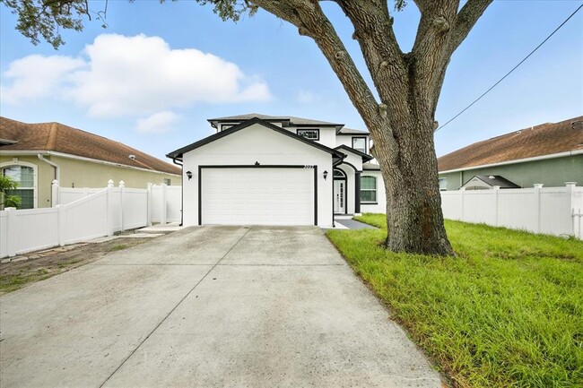 3007 W Haya St in Tampa, FL - Building Photo - Building Photo