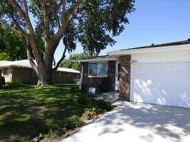 920 Kelly Pl in Longmont, CO - Building Photo