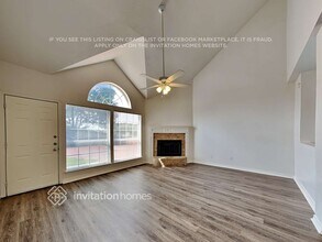 1093 Keeson Trail in Lewisville, TX - Foto de edificio - Building Photo